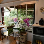 Casas De Pedra * Camacha (Madeira)