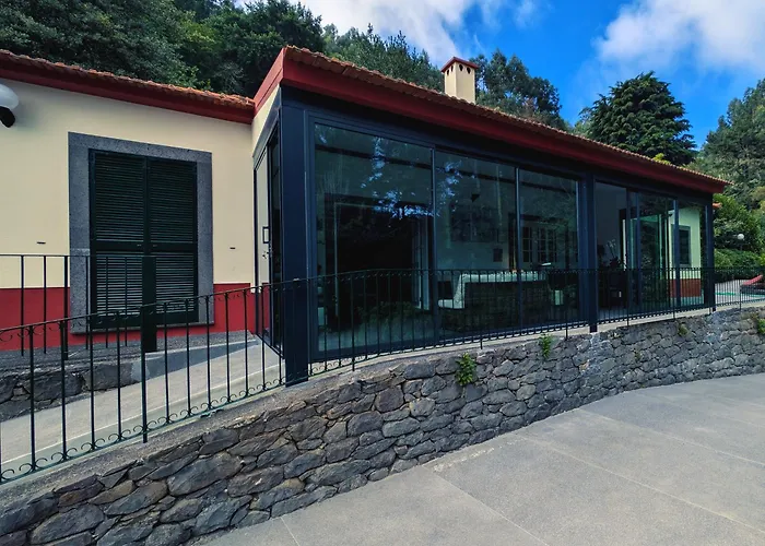 Casas De Pedra * Camacha (Madeira)