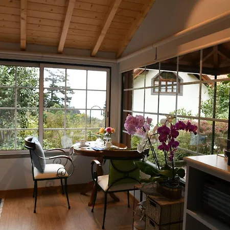 Casas De Pedra * Camacha (Madeira)