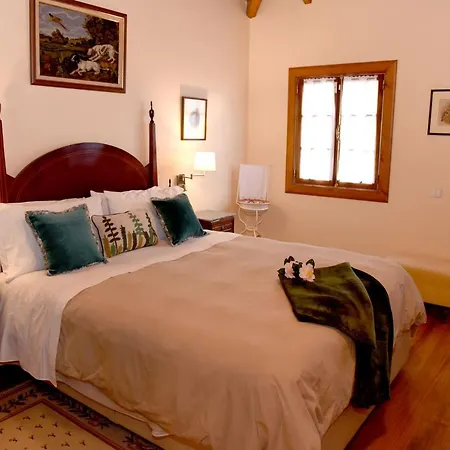 Casas De Pedra Camacha (Madeira)