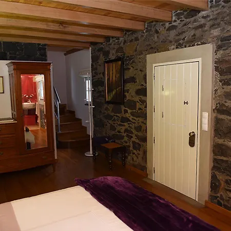 Casas De Pedra Camacha (Madeira)