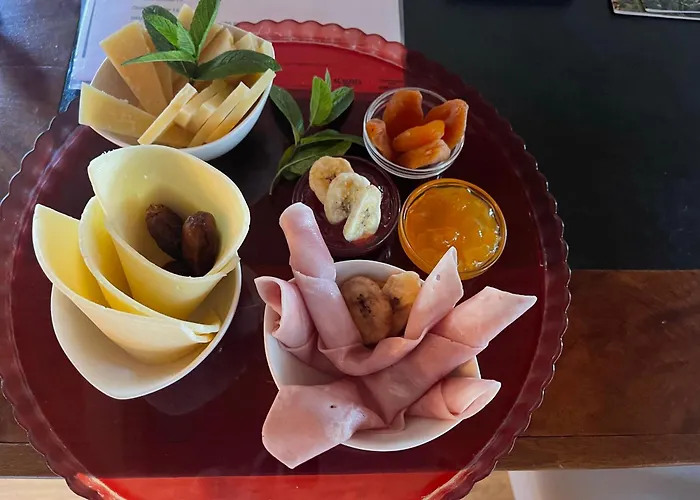 Casas De Pedra Camacha (Madeira)