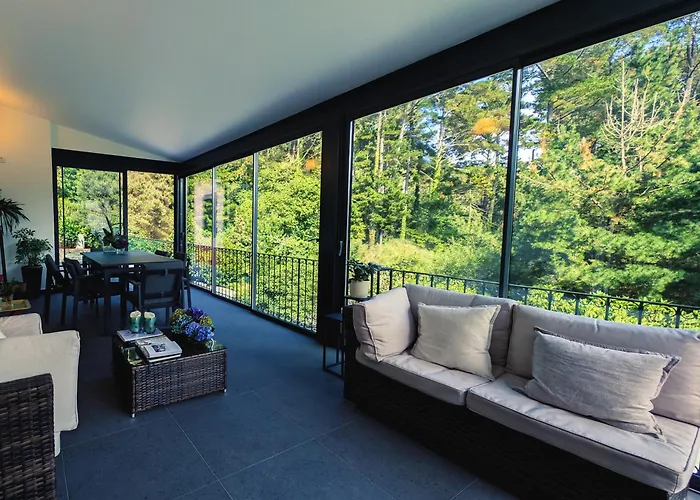 Casas De Pedra * Camacha (Madeira)