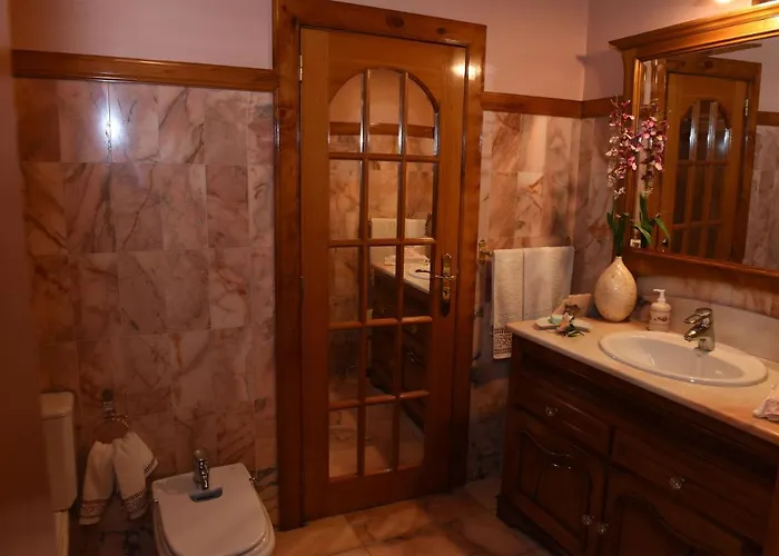 Casas De Pedra Farma Camacha (Madeira)