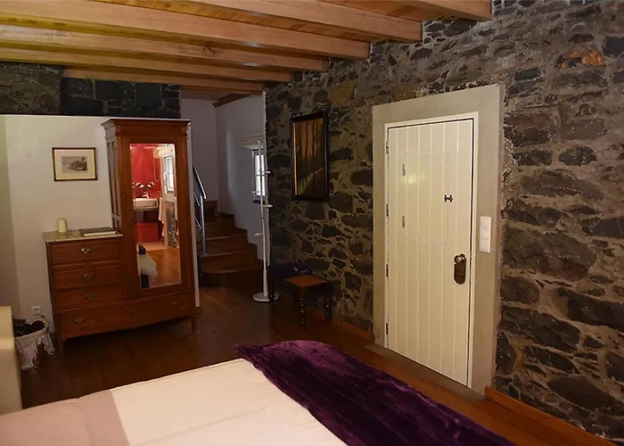 Casas De Pedra Camacha (Madeira)