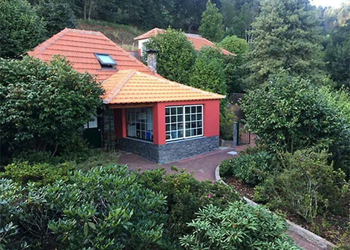 Casas De Pedra * Camacha (Madeira)